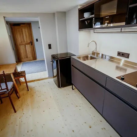 Heinrich Stadtwohnung Im Juedischen Viertel شقة